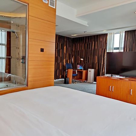 Holiday Inn Express Beijing Huacai By Ihg Ngoại thất bức ảnh
