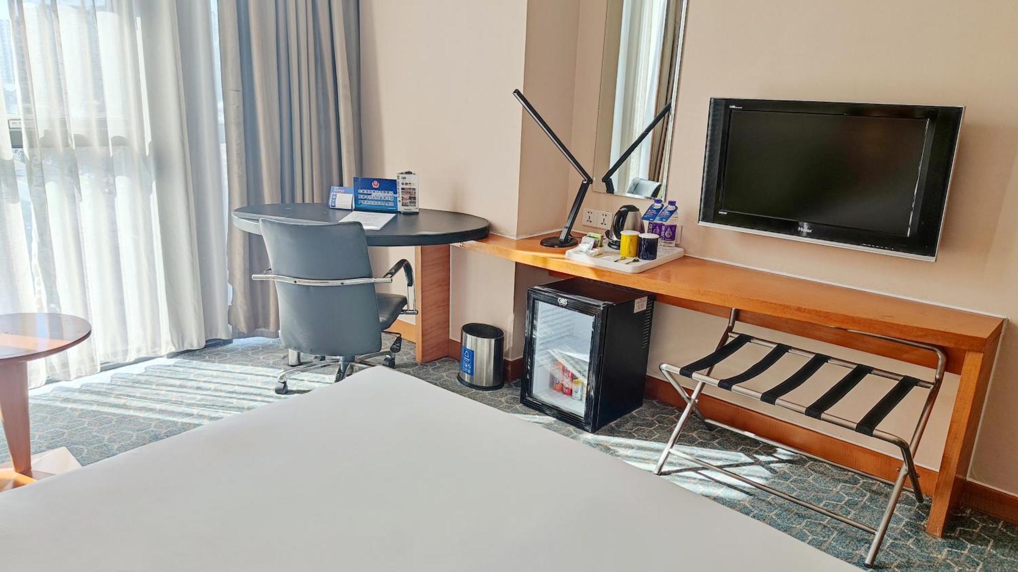 Holiday Inn Express Beijing Huacai By Ihg Ngoại thất bức ảnh